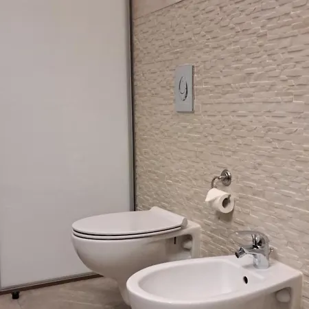 Krawiecka 6 아파트 *