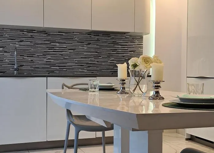 Апартаменты Krawiecka 6 *